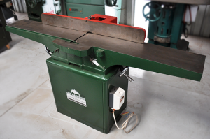 IWM 230mm SURFACE PLANER (SF29U) (PRE-OWNED)