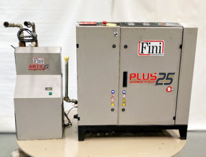 FINI PLUS 25 SCREW COMPRESSOR WITH FINI DRYER 18kw (PRE-OWNED)(C33U)