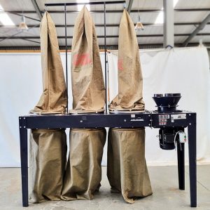 IWM MF9075 3 BAG DUST EXTRACTOR (PRE-OWNED)