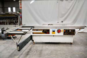 IWM SE 3200 PANEL SAW (PRE-OWNED)