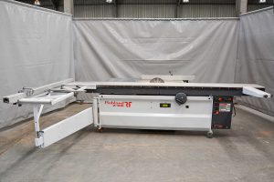 Robland Z380 Panel Saw โ Belgium (Pre-Owned) (P74u)