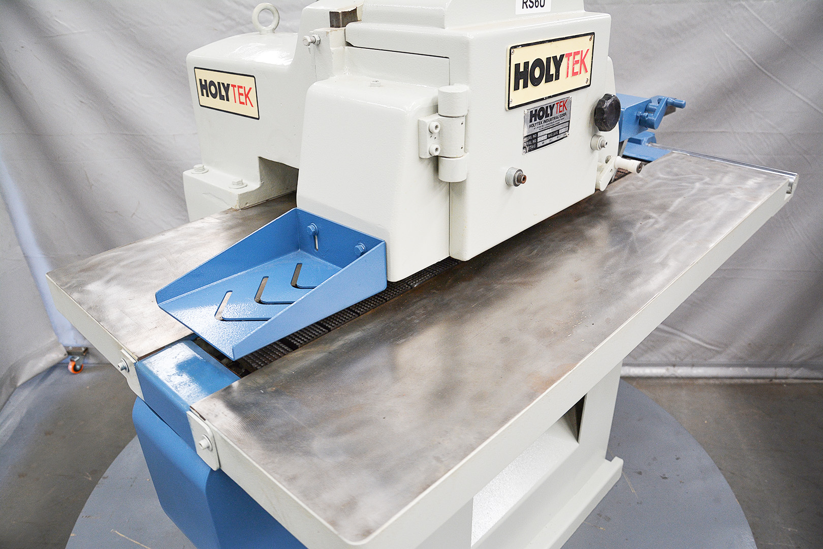 Holytek HR-303 Straight Line Production Rip Saw (Fully Serviced)(MR6N) - Image 9