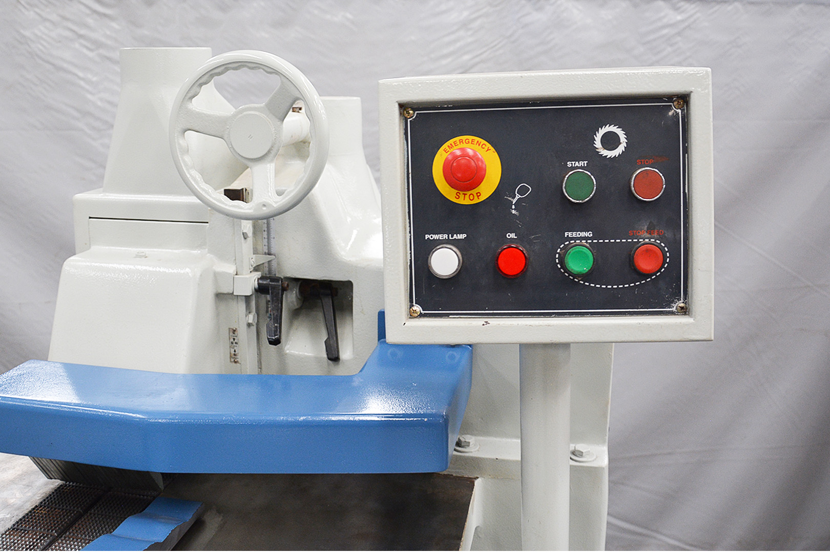 Holytek HR-303 Straight Line Production Rip Saw (Fully Serviced)(MR6N) - Image 4