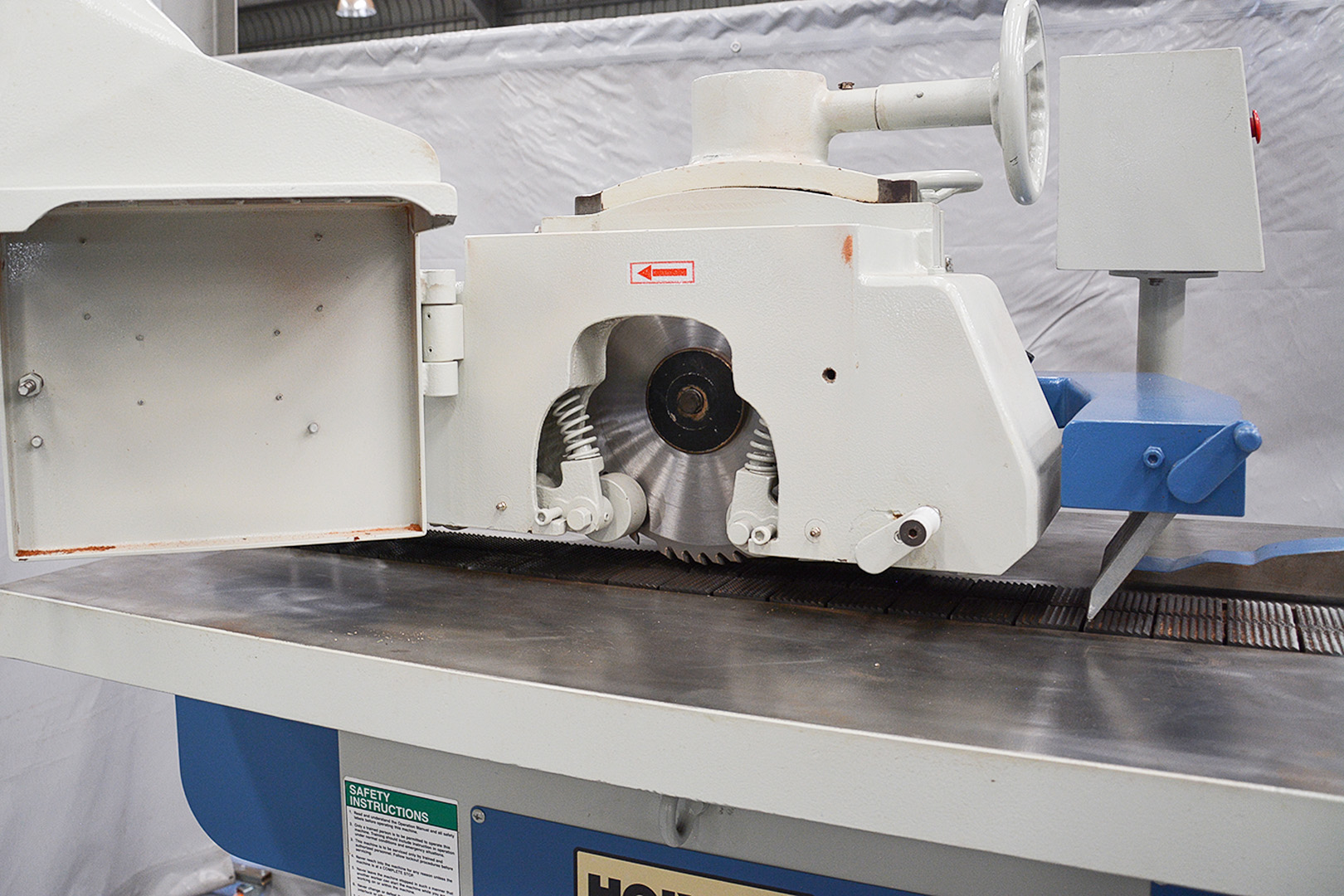 Holytek HR-303 Straight Line Production Rip Saw (Fully Serviced)(MR6N) - Image 19