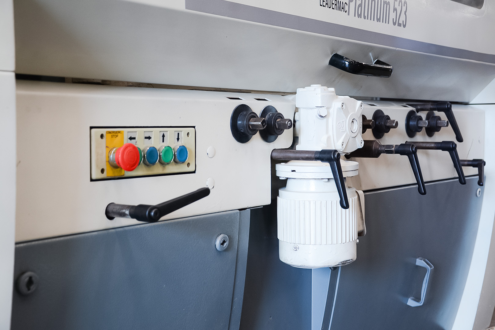 Leadermac LMC 523 Platinum – 5 Spindle Head Moulder (MO058U) - Image 24