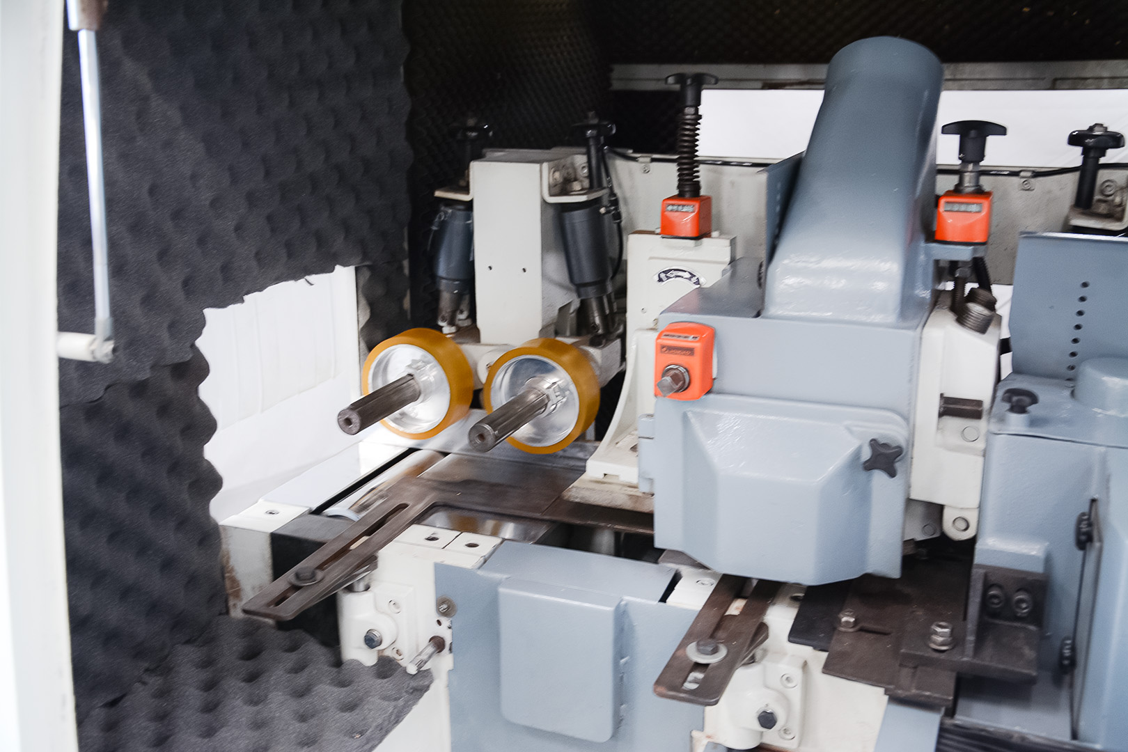 Leadermac LMC 523 Platinum – 5 Spindle Head Moulder (MO058U) - Image 16