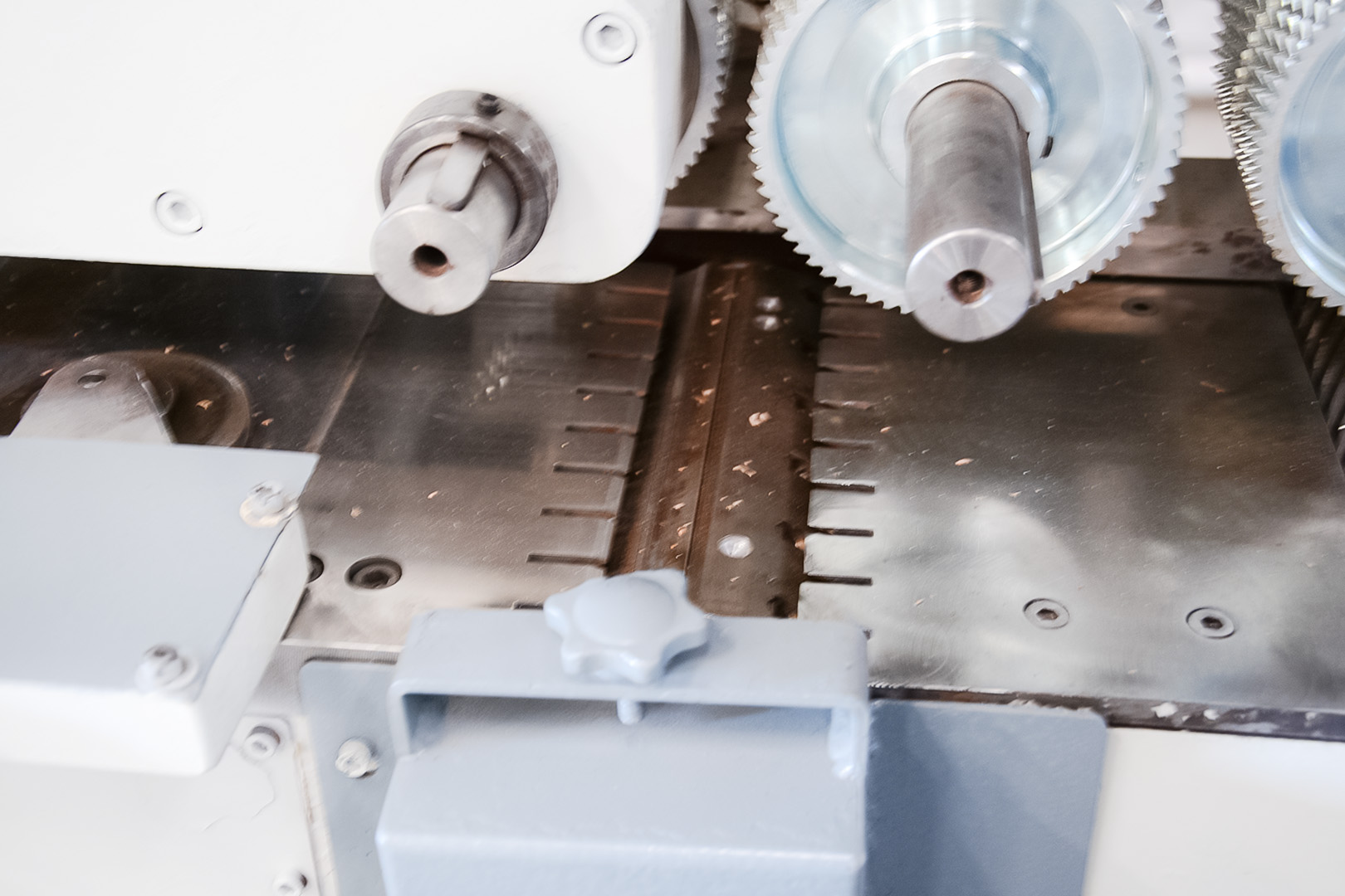 Leadermac LMC 523 Platinum – 5 Spindle Head Moulder (MO058U) - Image 9