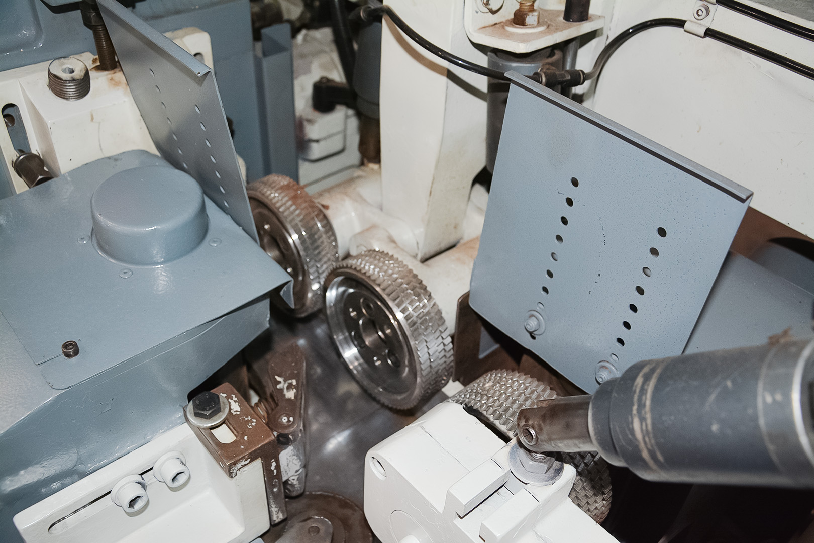 Leadermac LMC 523 Platinum – 5 Spindle Head Moulder (MO058U) - Image 34