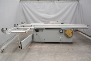 Lazari Tema 3200 Sliding Table Panel Saw - Italy (P095U)(Fully Serviced)