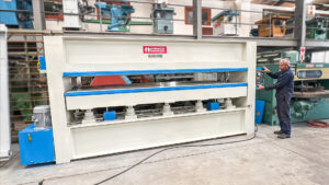 IWM Hydraulic Hot Press TA512-350T Press (PR76U)