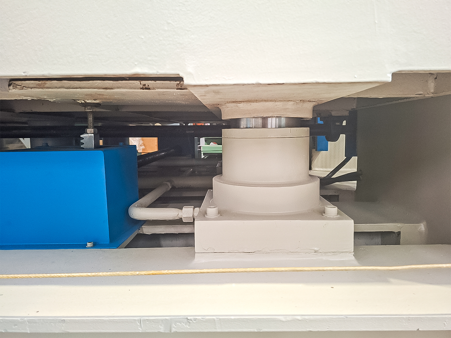 IWM Hydraulic Hot Press TA512-350T Press (PR76U) - Image 9