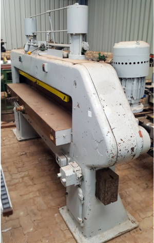 Josting1.9m Veneer Guillotine (V21U)(Fully Serviced) - IN THE BACK