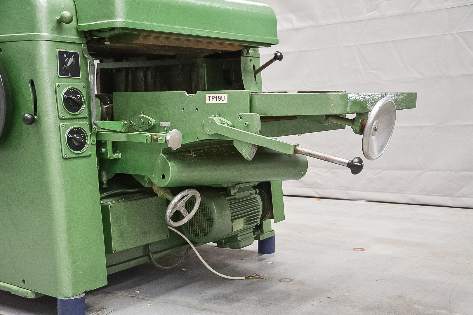 (SOLD) W. Klein & Soehne-Fulda Top & Bottom Planer (Fully Serviced) (TP19U) - Image 25