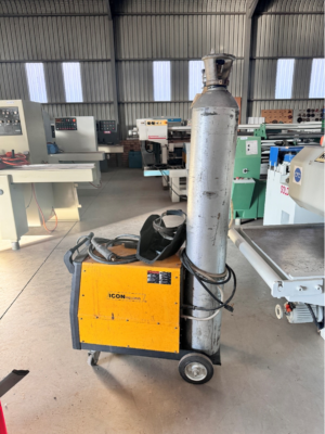 ICON MIG251E Welder (O108U)