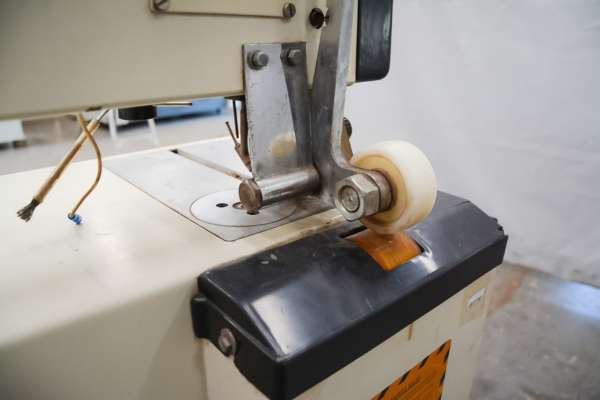 Millwork Stitcher Veneer Stitching IWM MH 1109 Zigzag Veneer Stitcher (VS2U) - GFP ...