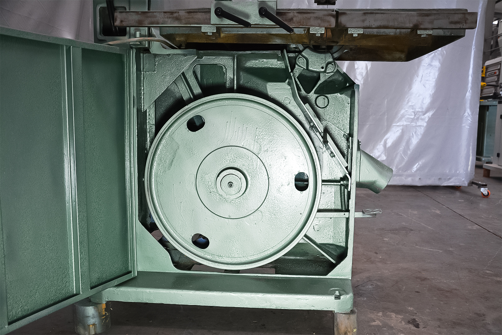 IWM Industrial Bandsaw โ Italy (Fully Serviced) - Image 6