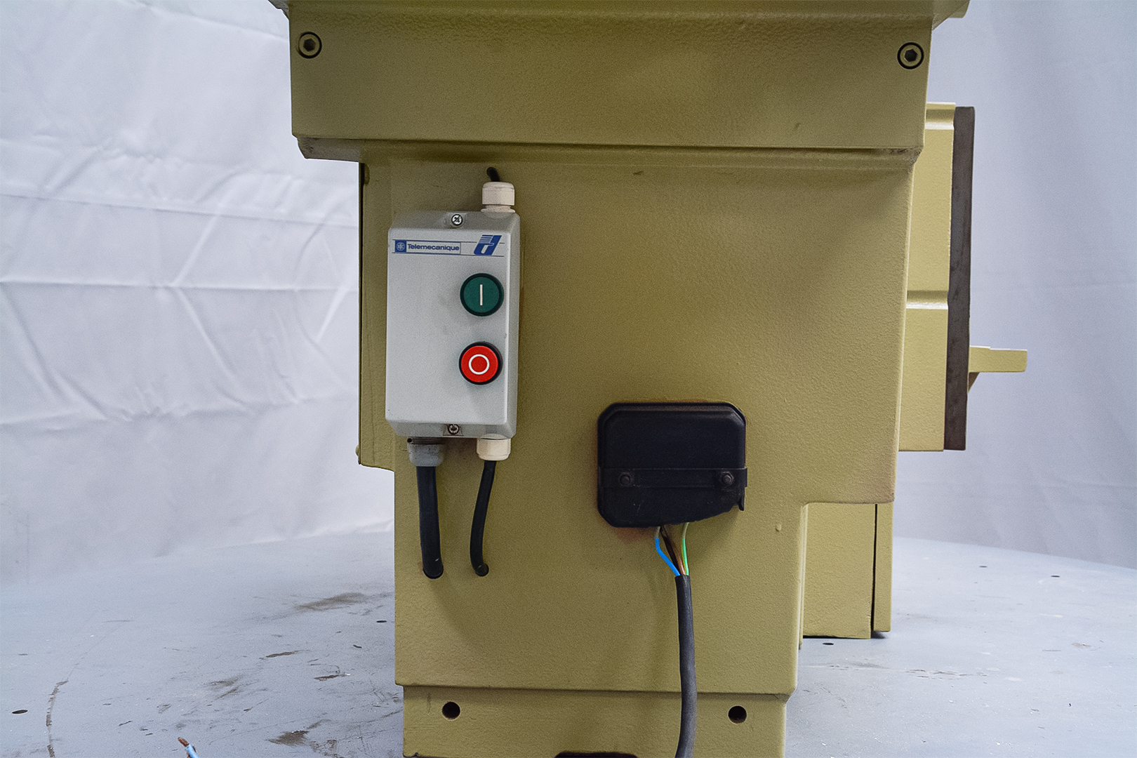 SCM Linvincible F4-L Surface Planer โ SCM (Fully Serviced)(SF69U) - Image 23