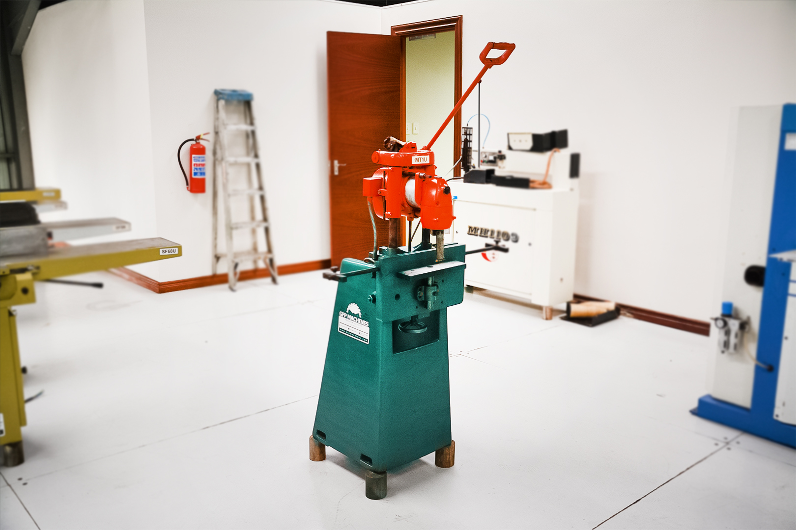 Maka Swing Chisel Morticer (Fully Serviced) (MT1U) - Image 8
