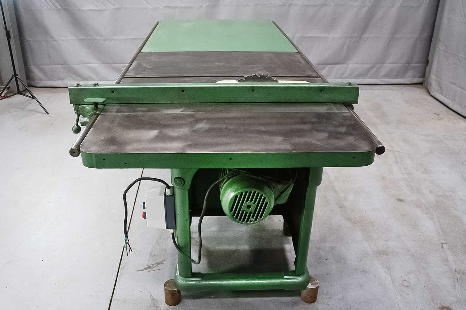 Wadkin 12AGS Table Saw โ England (Fully Serviced) - Image 4