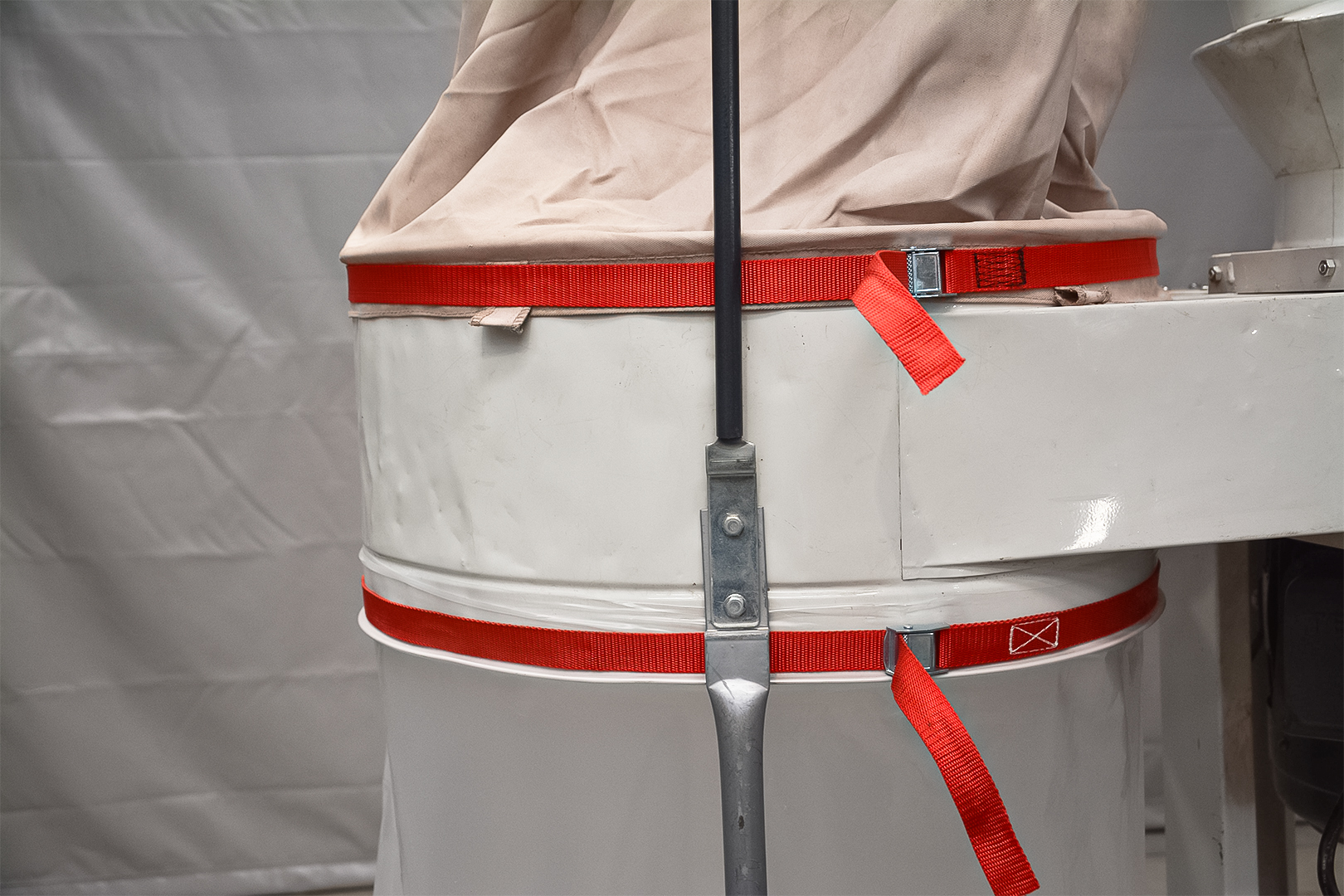 Heavy Duty DM-740DS IWM Four Bag Extractor (Fully Serviced) - Image 7