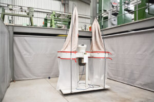 Heavy Duty DM-740DS IWM Four Bag Extractor (Fully Serviced)
