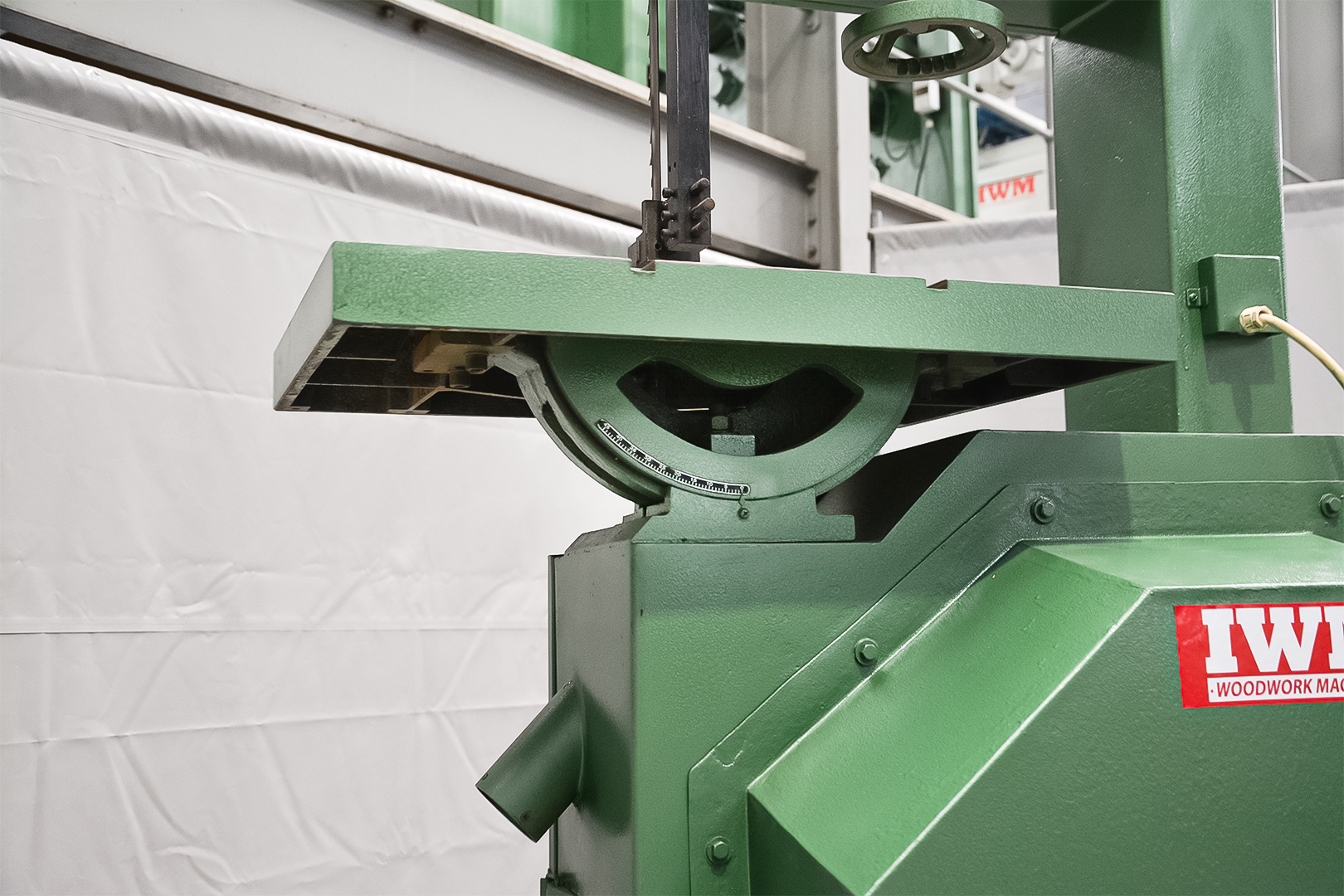 IWM Bandsaw (Fully Serviced) - Image 16