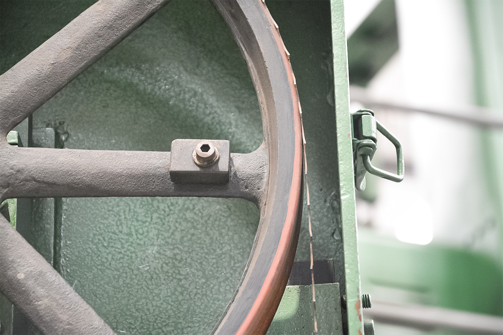 IWM Bandsaw (Fully Serviced) - Image 25