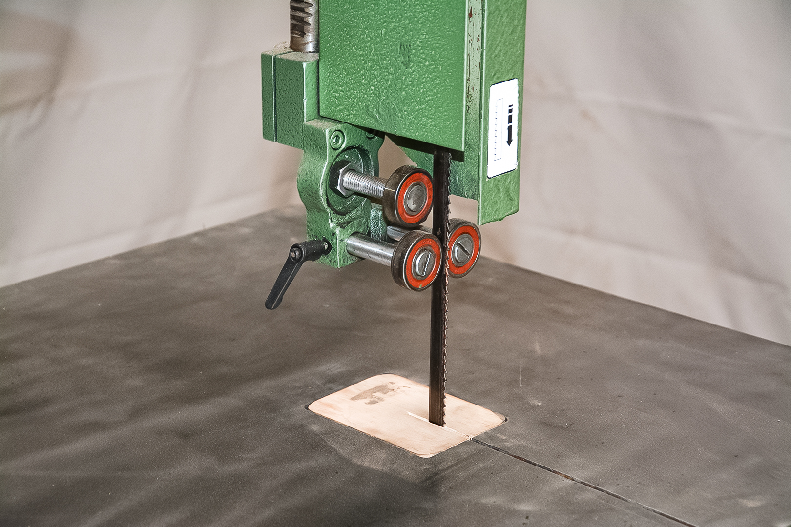 IWM MJ600 Band Saw (Sold Fully Serviced) - Image 9