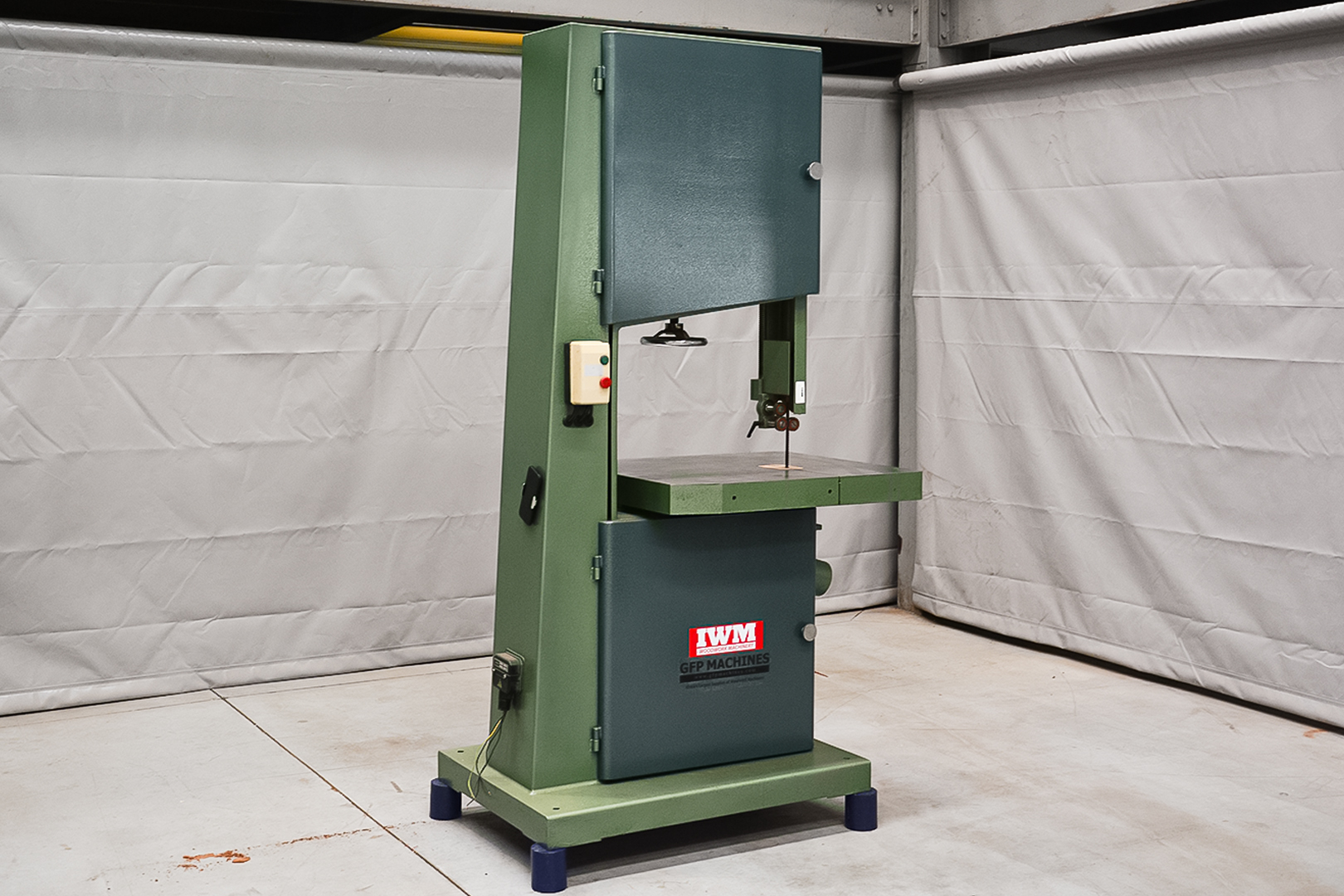 IWM MJ600 Band Saw (Sold Fully Serviced)