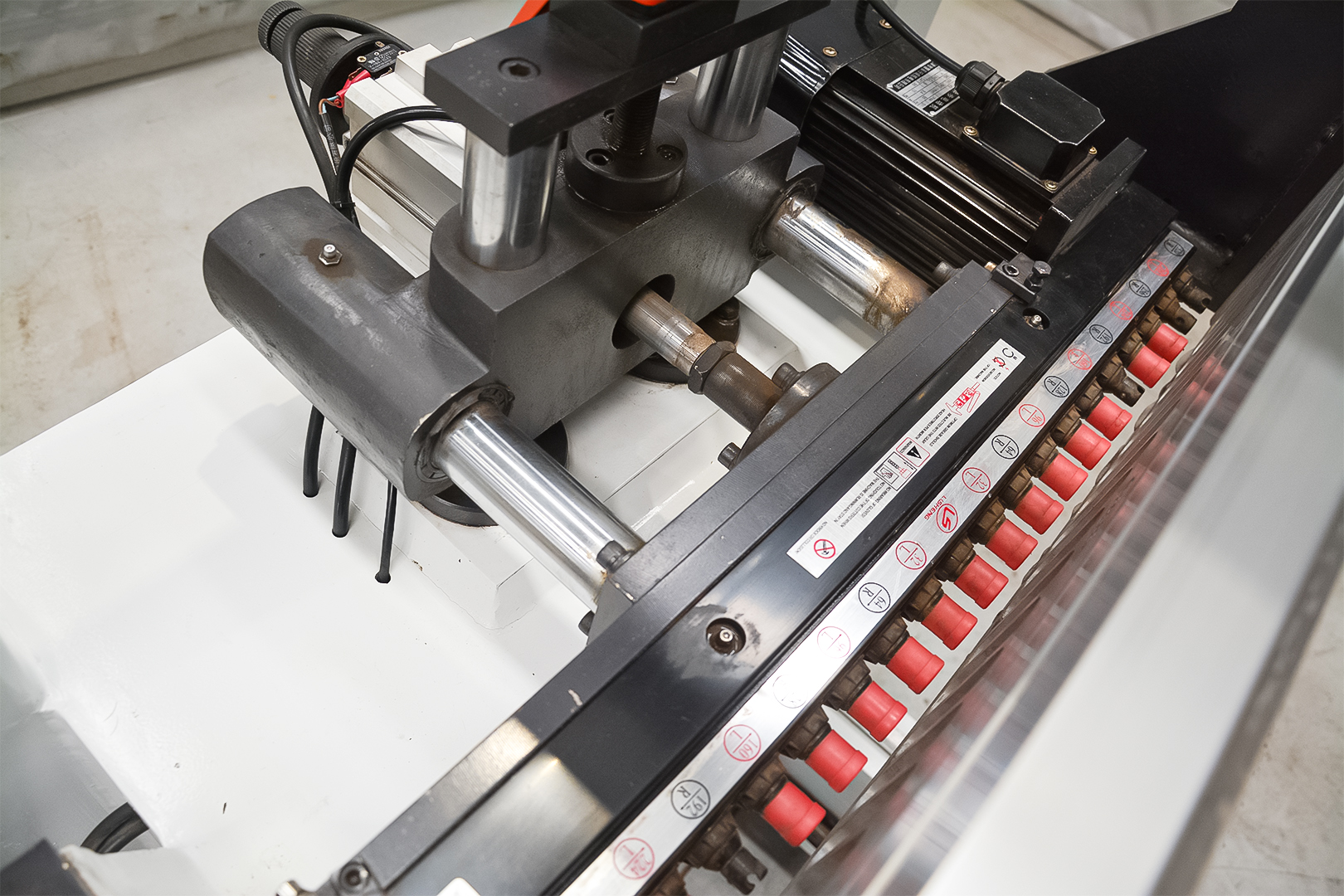 IWM MZ 73212 Through Feed Multi Borer (New) (B4N) - Image 18