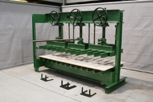 Manual Cold Press 2,2-meter x 1250 (Fully Serviced)