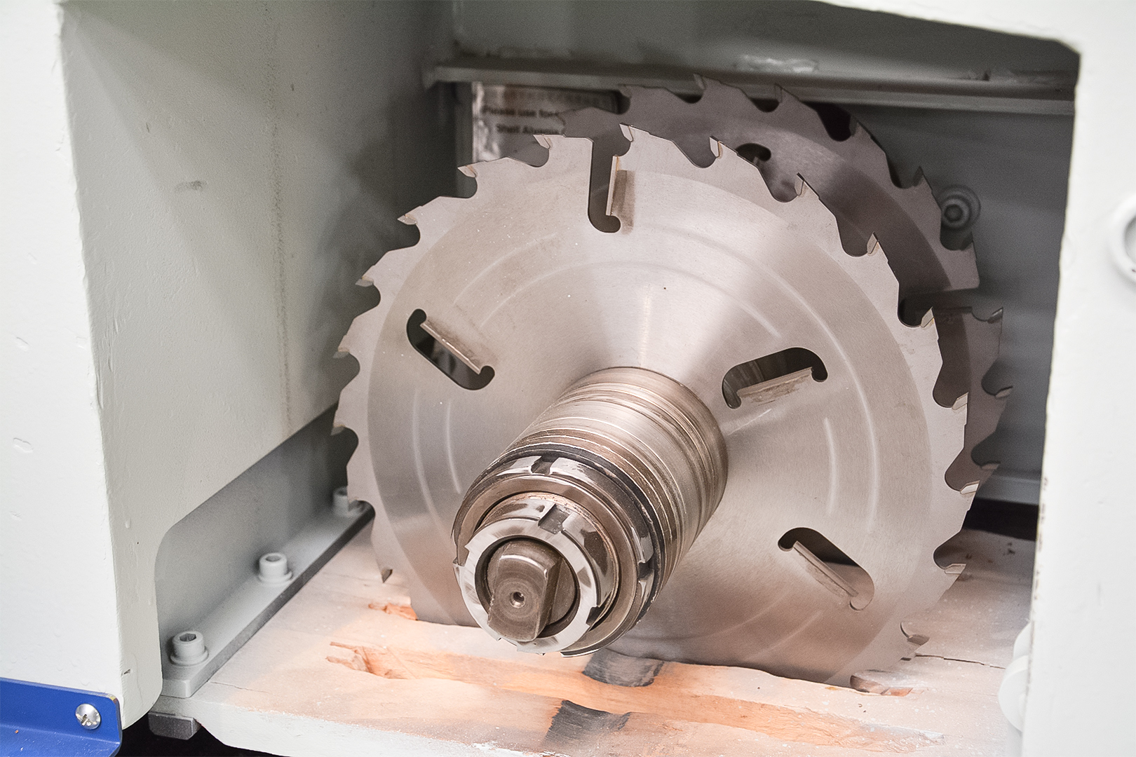 IWM M14-2 Multi Rip Saw 36.5kw (Fully Serviced) - Image 11