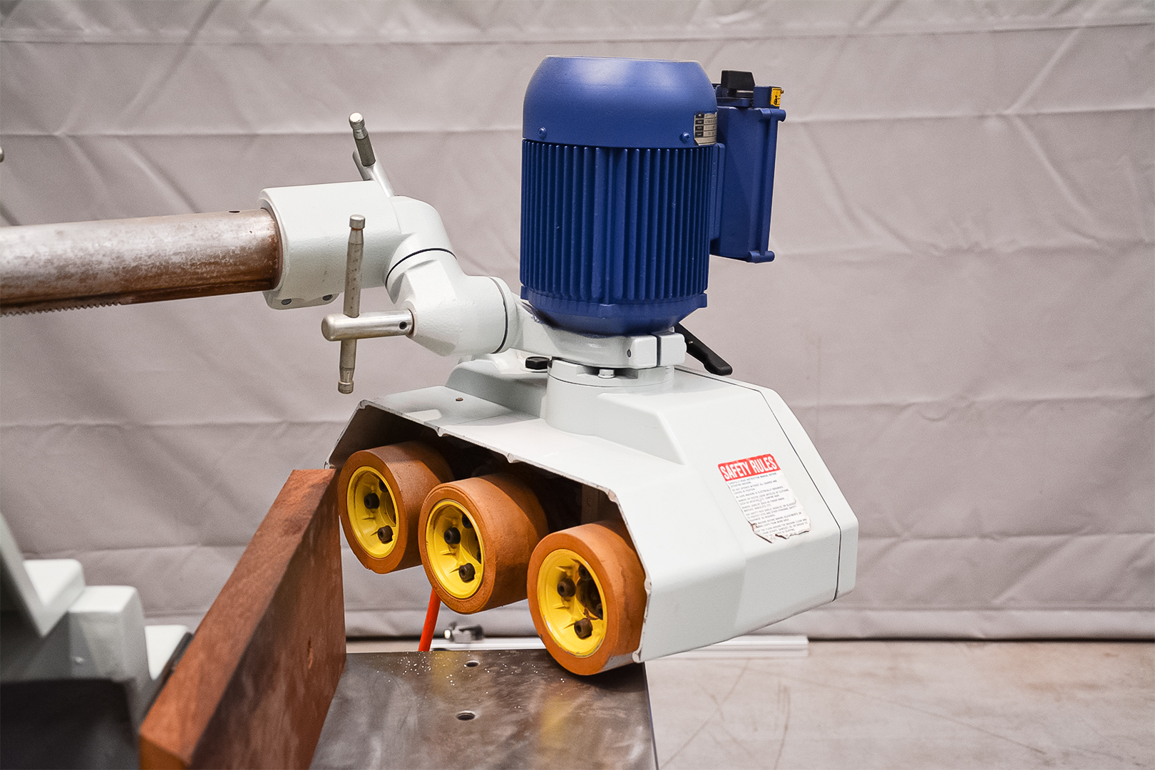 IWM SS-51 2 TS Sliding Table Spindle with Auto Feeder (Fully Serviced) - Image 3