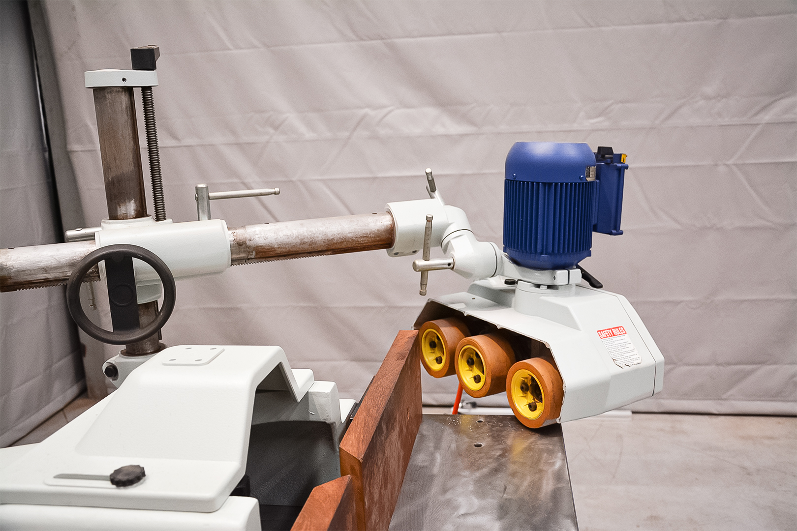 IWM SS-51 2 TS Sliding Table Spindle with Auto Feeder (Fully Serviced) - Image 4