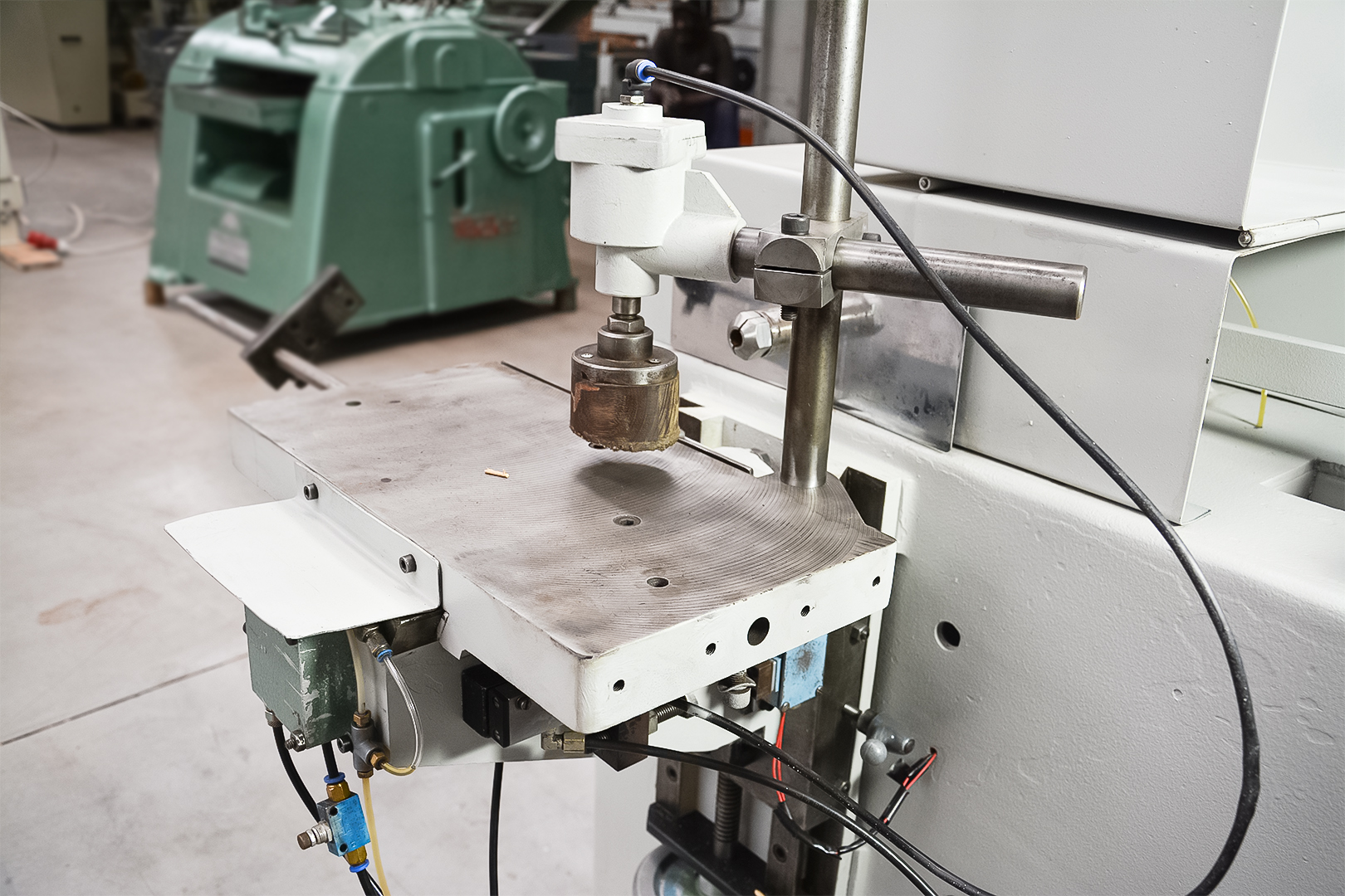 Balestrini Renzo Double Station Slot Morticer โ Italy (Fully Serviced) - Image 11