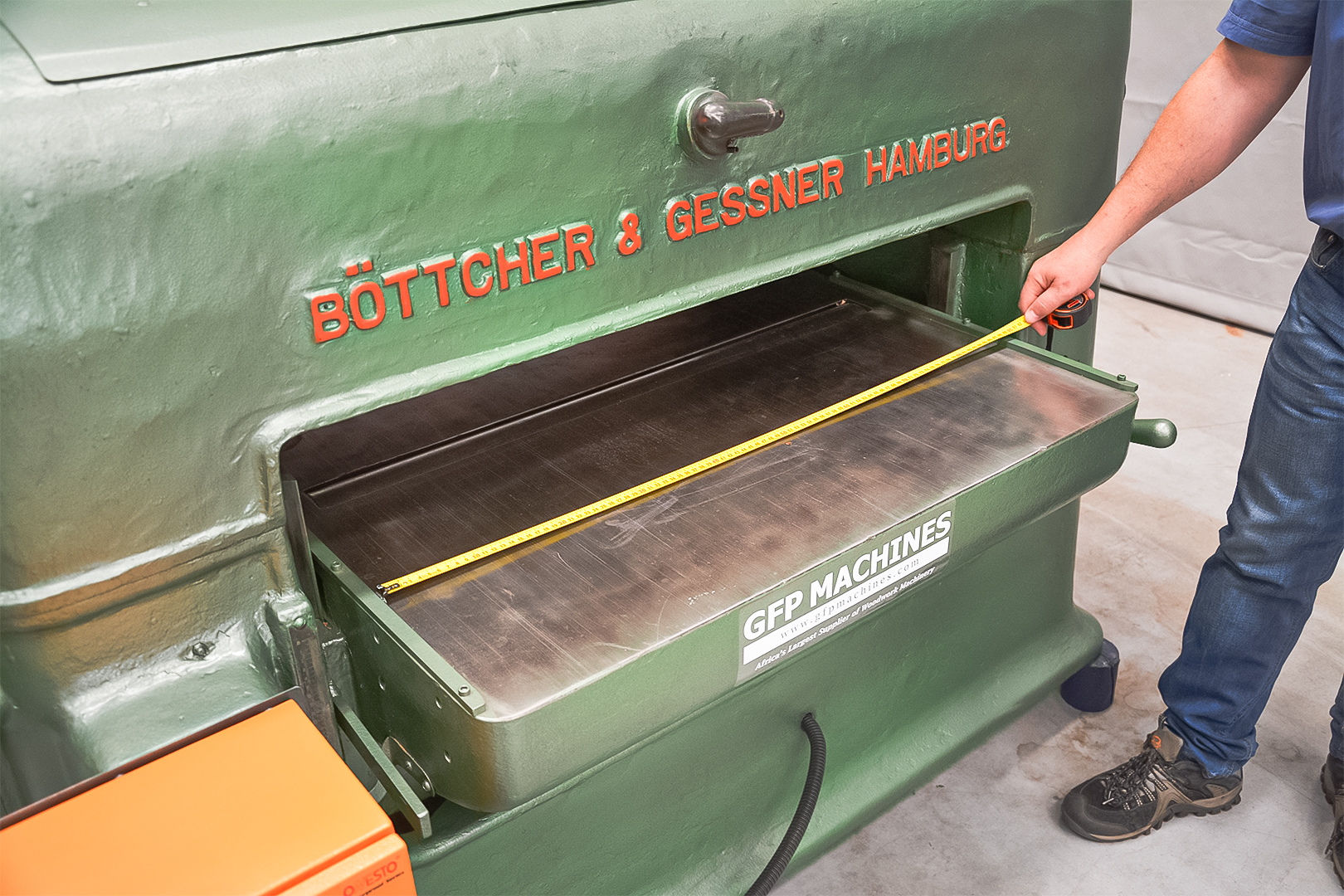 880 Bottcher & Gessner Industrial Thicknesser (TH86U) - Image 2