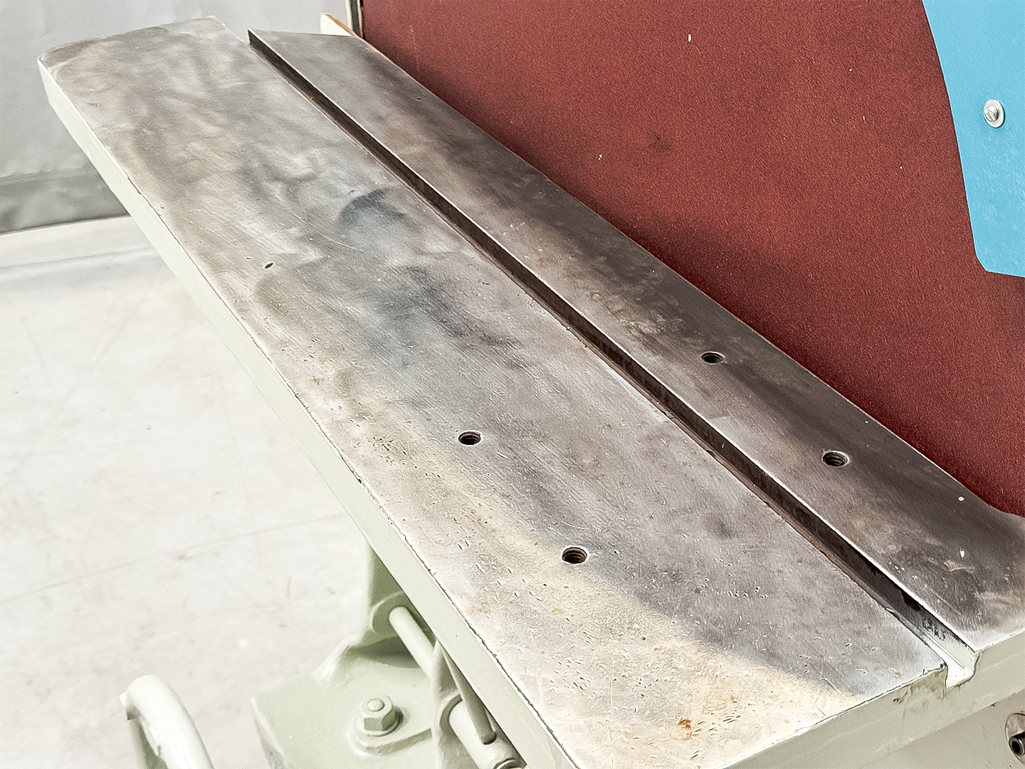 IWM Large Disk Sander (Fully Serviced) - Image 9