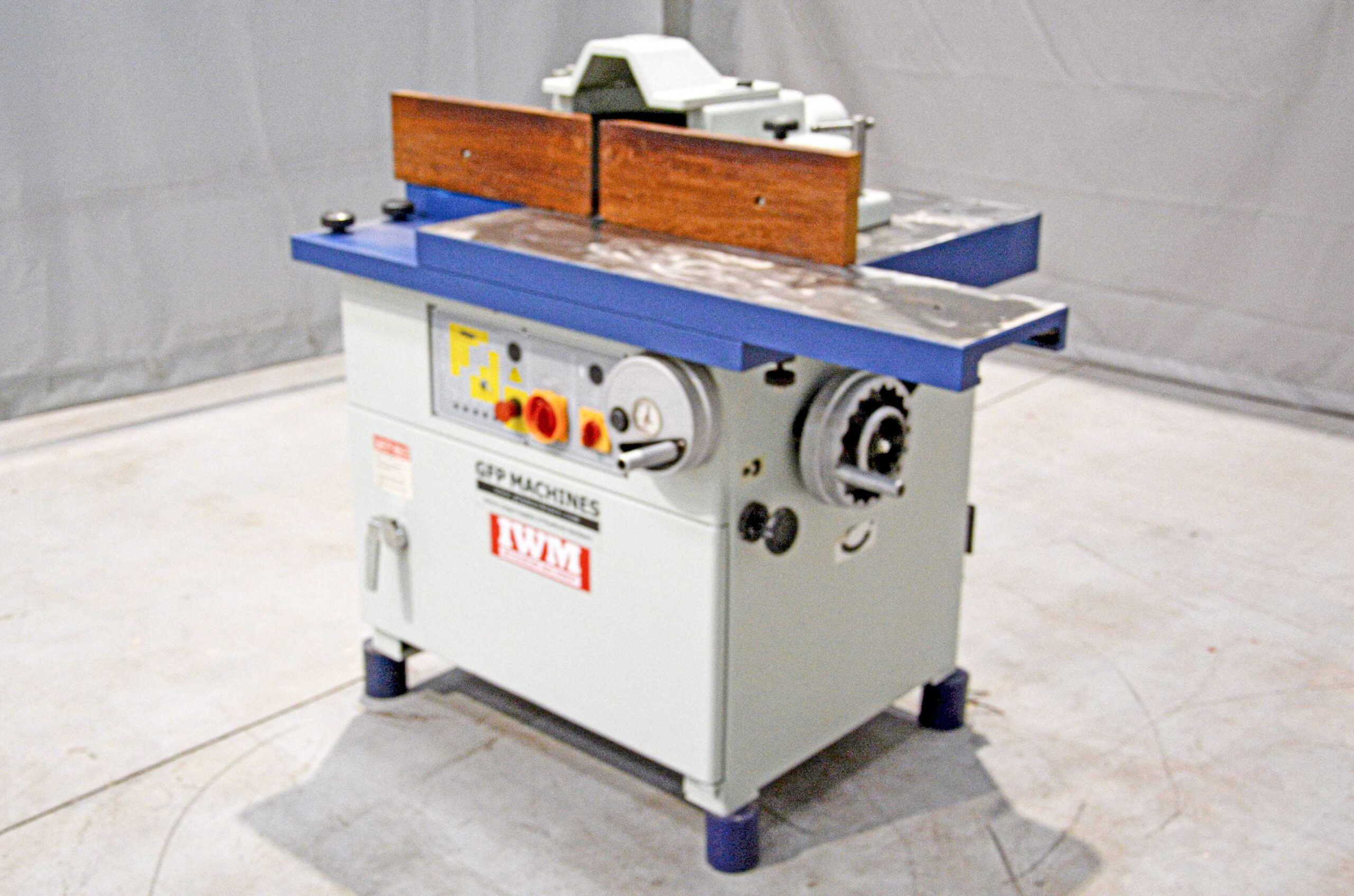 IWM Spindle with 3 Wheel Feeder - Image 2