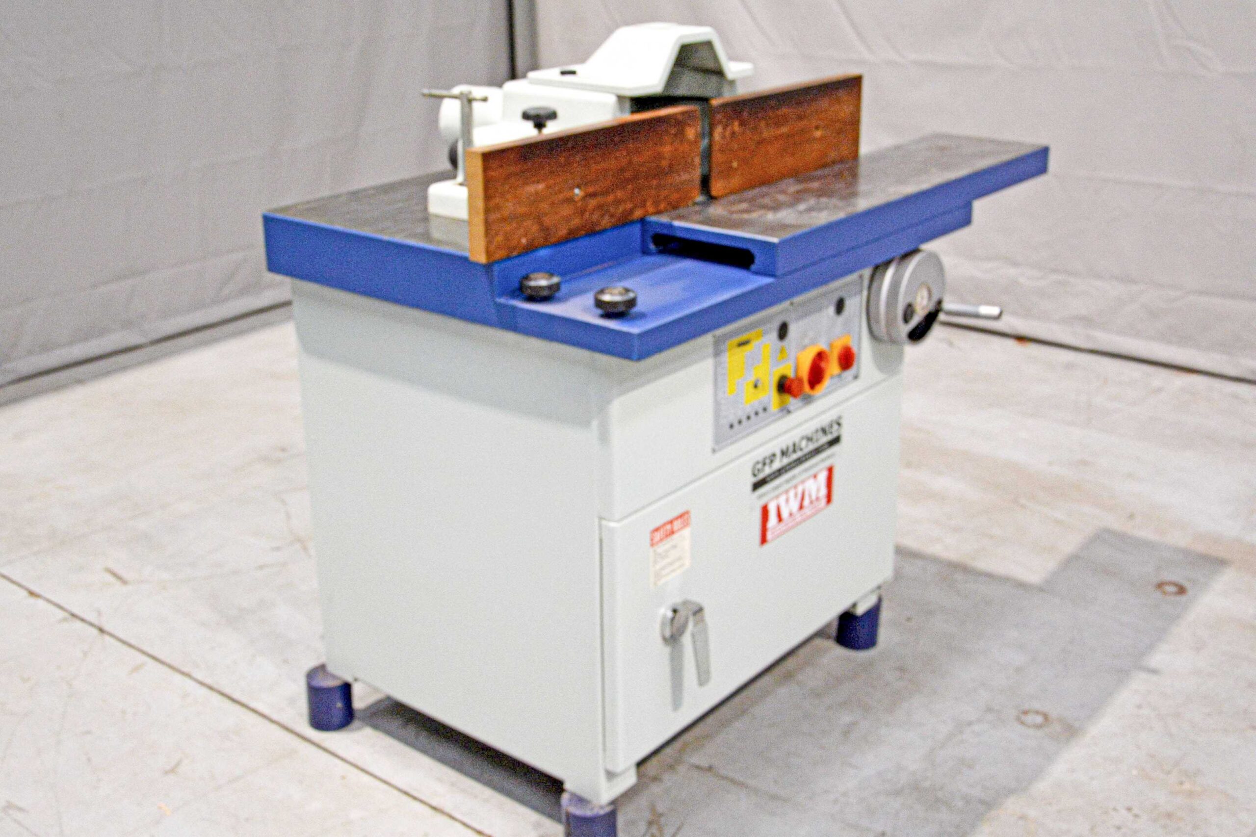 IWM Spindle with 3 Wheel Feeder - Image 7