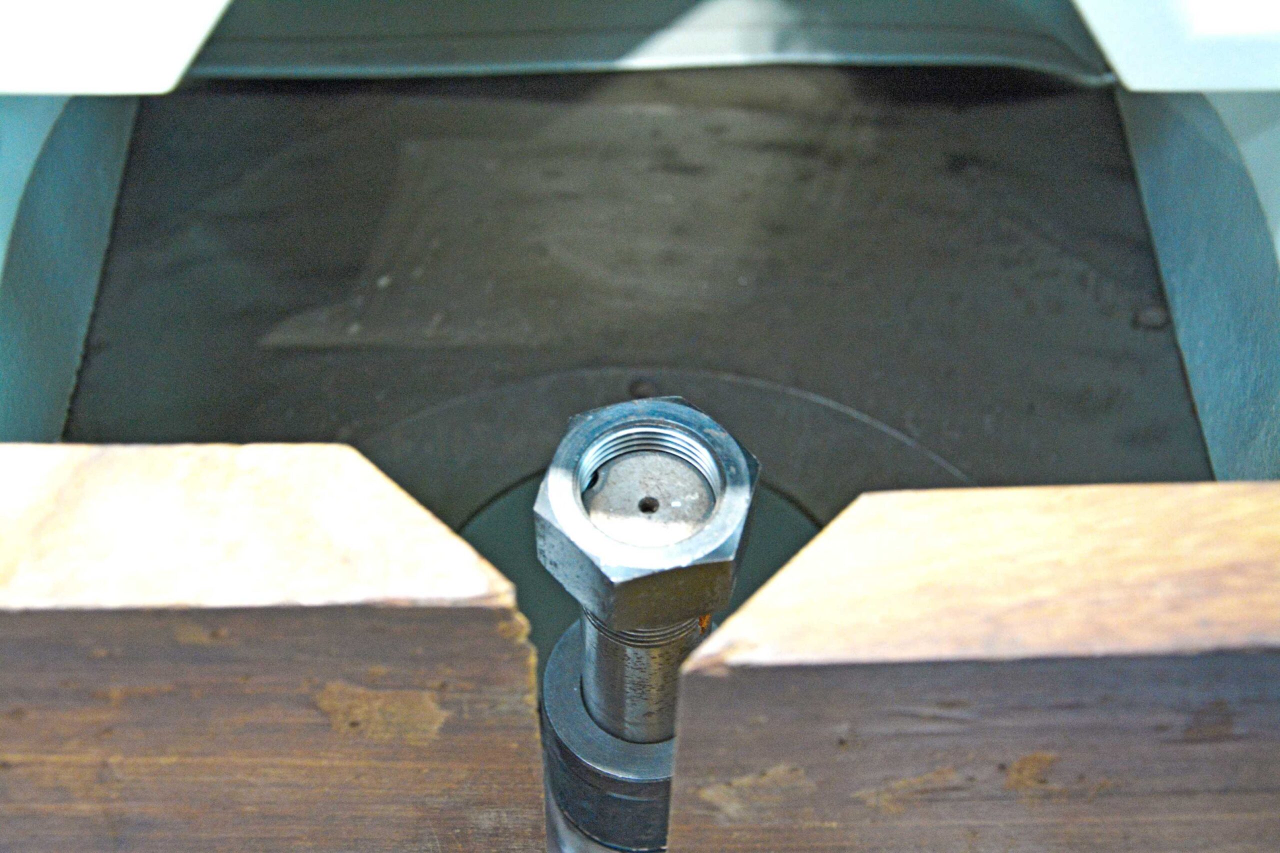 IWM Spindle with 3 Wheel Feeder - Image 9