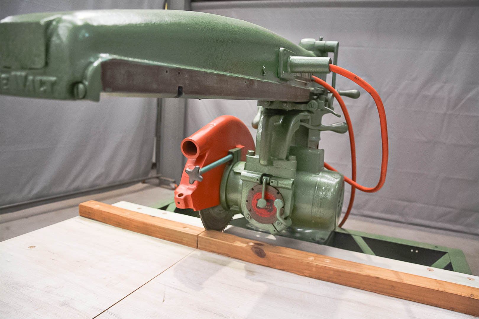 DeWalt Radial Arm Saw 7.5hp (Fully Serviced) - Image 13