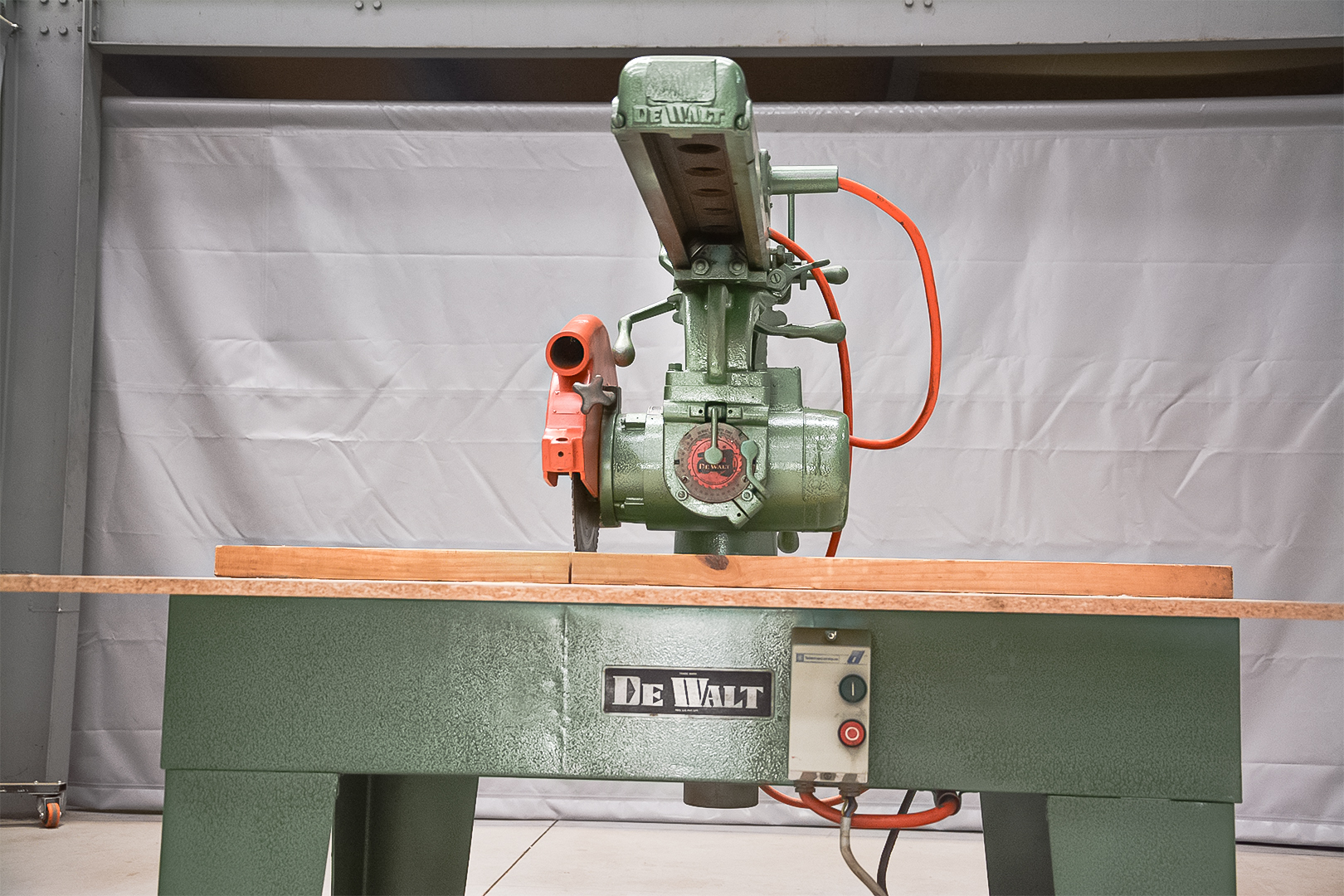 DeWalt Radial Arm Saw 7.5hp (Fully Serviced) - Image 15