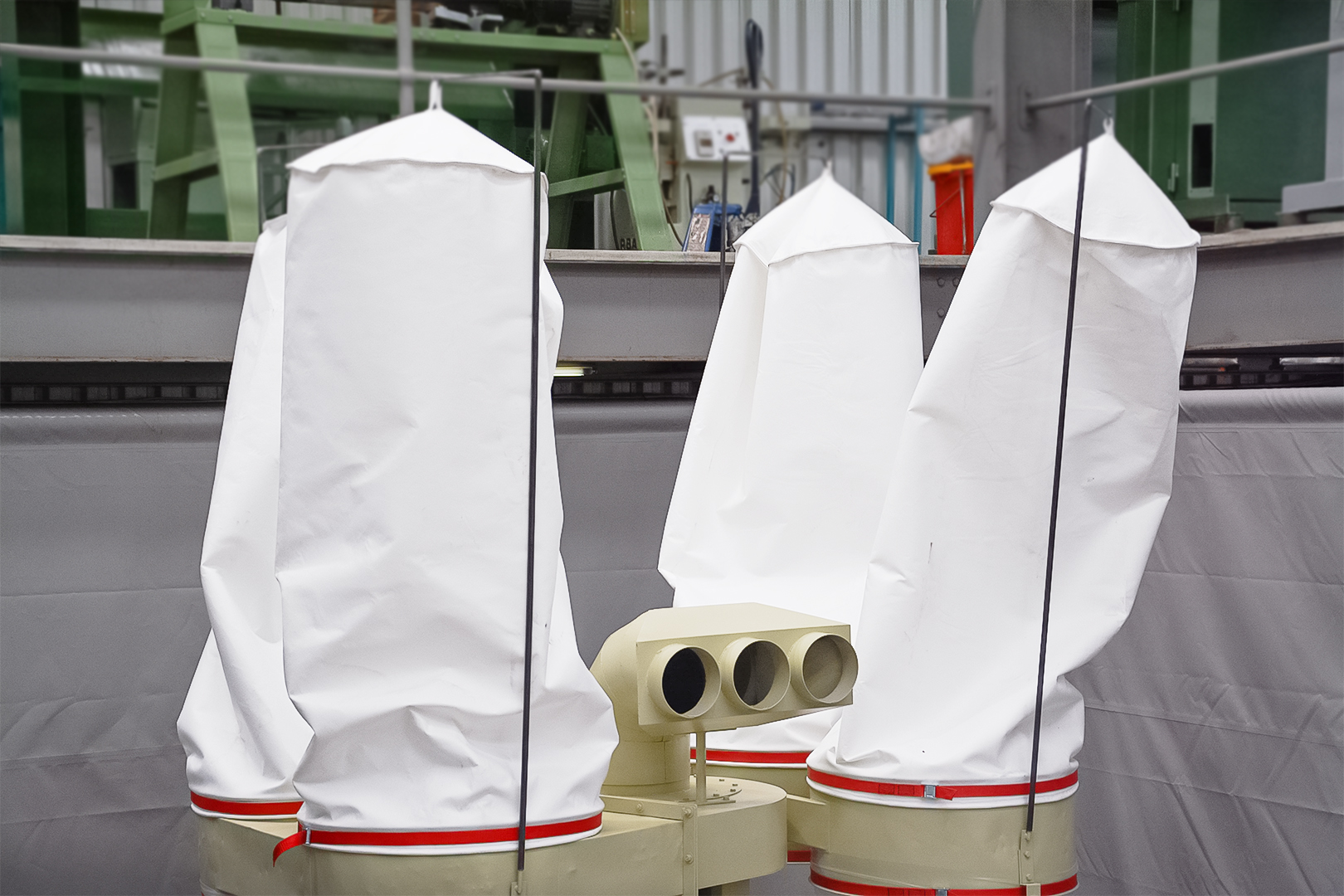 IWM Four Bag Dust Extractors (Serviced) - Image 4