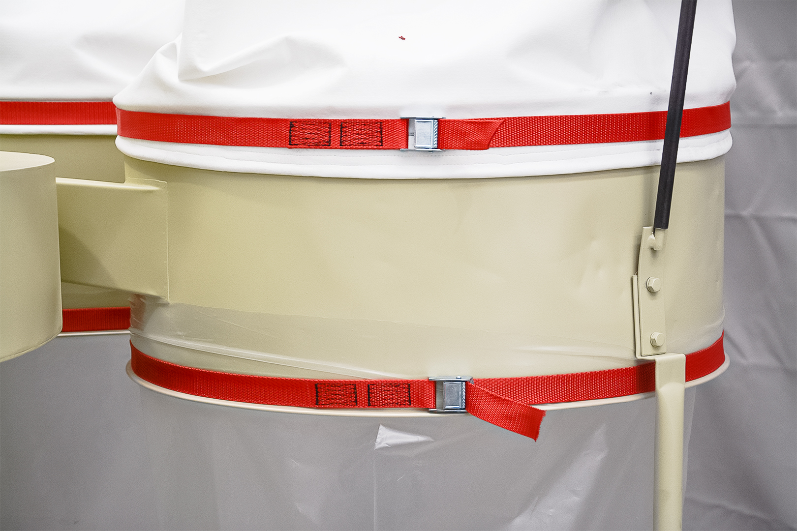 IWM Four Bag Dust Extractors (Serviced) - Image 6
