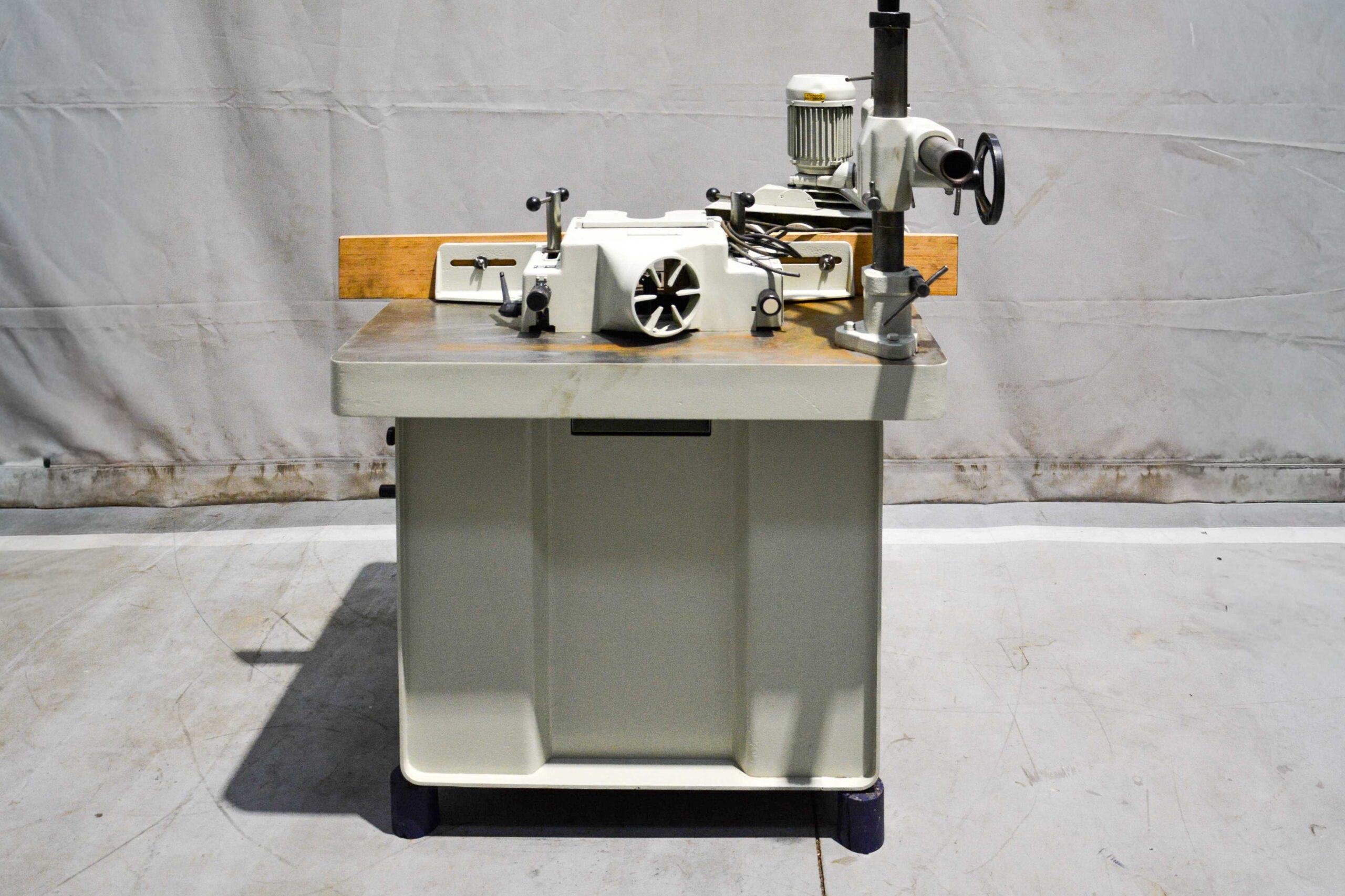 Casadei F115 Heavy-Duty Spindle Moulder with Auto Feeder โ Italy (Fully Serviced) - Image 14