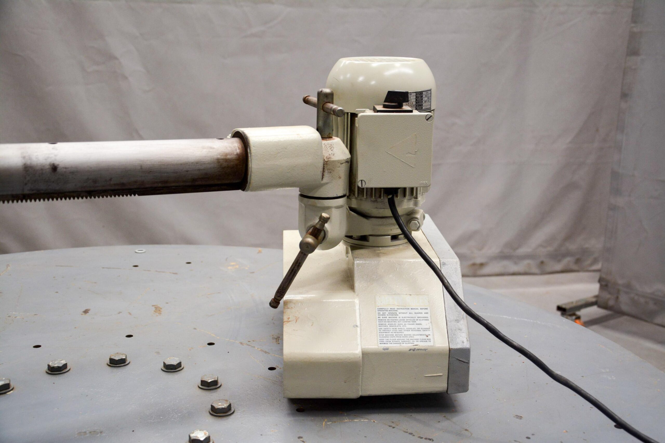 Industrial 3-Wheel Power Feeder (Fully Serviced) - Image 12