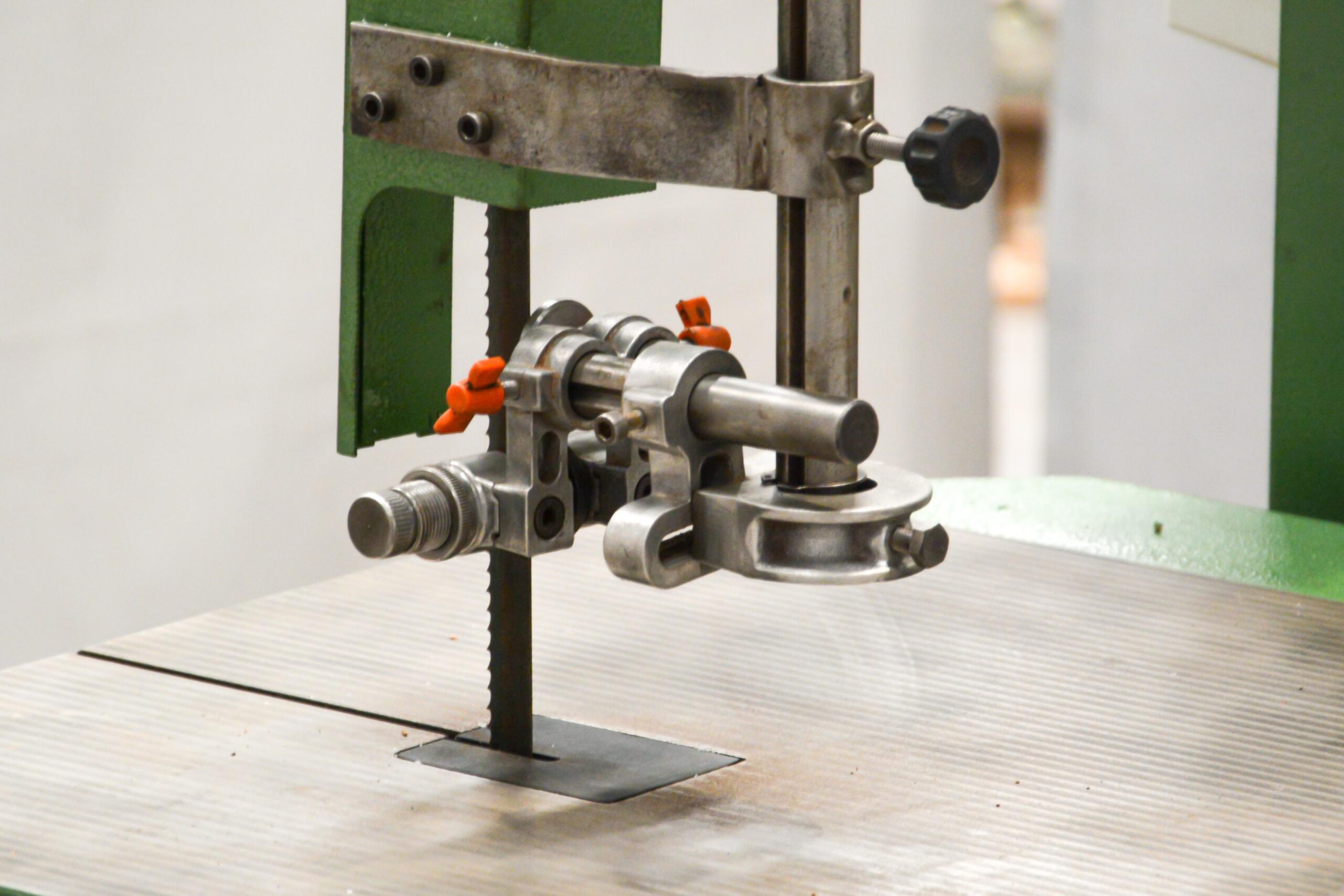 IWM Bandsaw โ (Fully Serviced) - Image 13