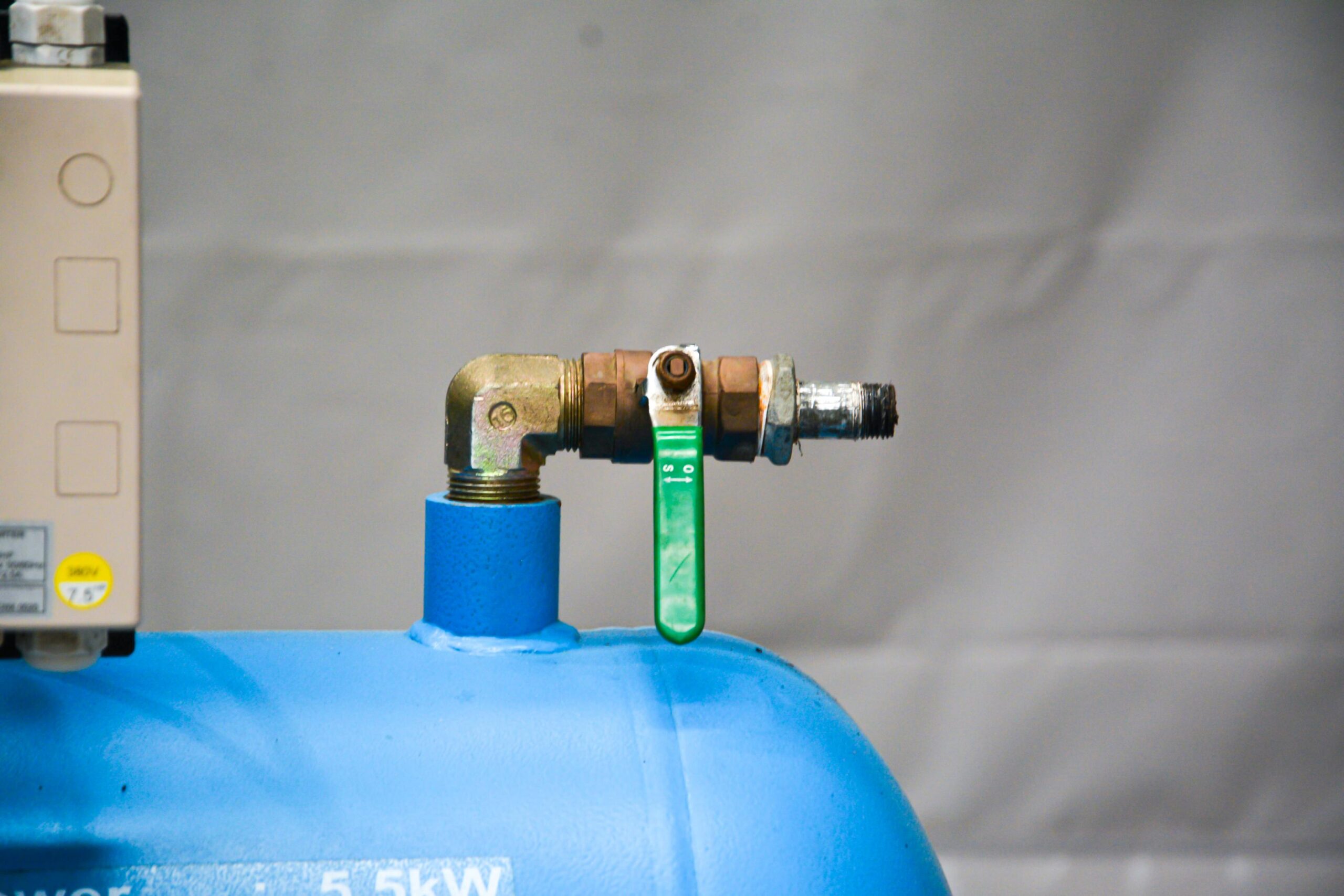Airstream Air Compressor (Fully Serviced) - Image 4