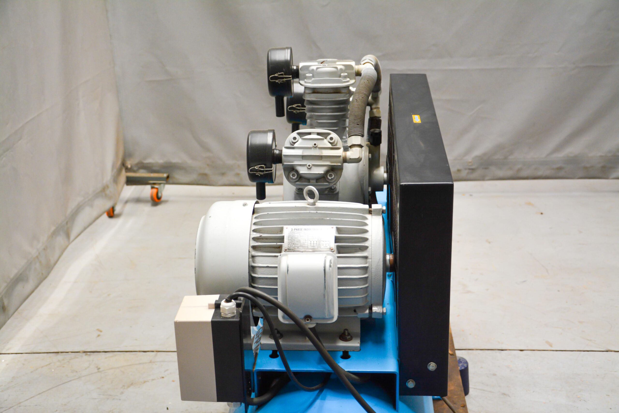 Airstream Air Compressor (Fully Serviced) - Image 13