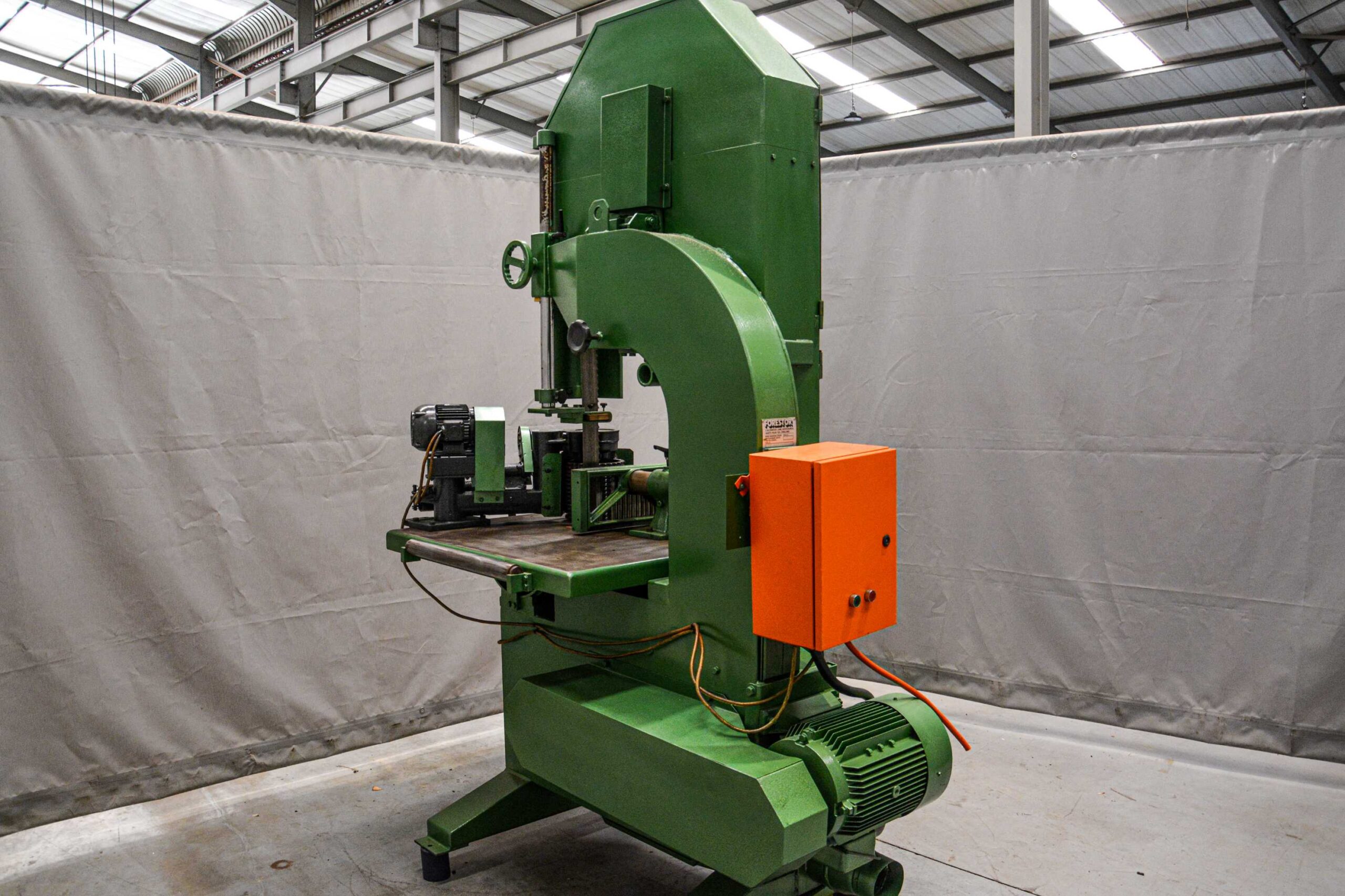 Forestor Band Resaw โ England (Fully Serviced) - Image 8